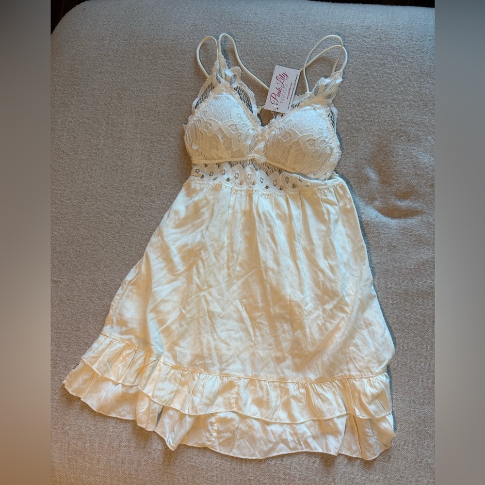 Pink Lily Cream Lace Dress